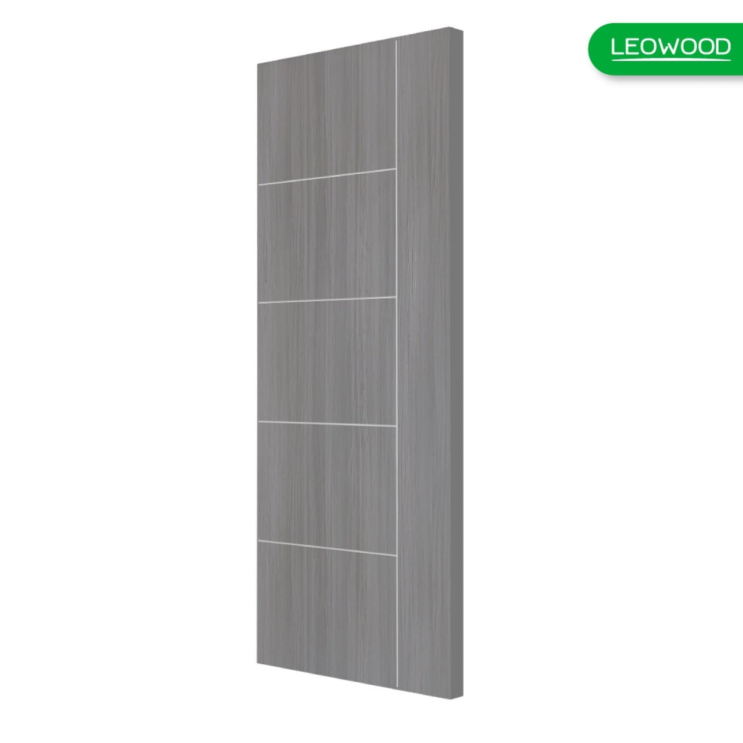 LEOWOOD ประตู UPVC  ลาย 04 ขนาด 70x200 ซ.ม.สี Light Gray
