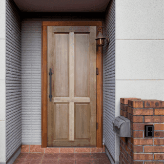 ประตูไม้แดง บานทึบ 4ฟัก MYS-MD4 (4P) 80x200ซม. GREATWOOD 4