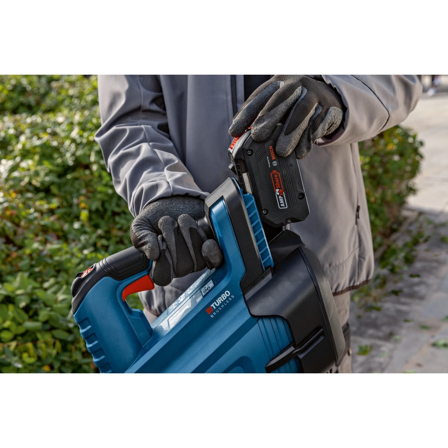 BOSCH เครื่องเป่าใบไม้ ไร้สาย 18V Bi-Turbo รุ่น GBL18V-750 (เฉพาะเครื่อง) 7