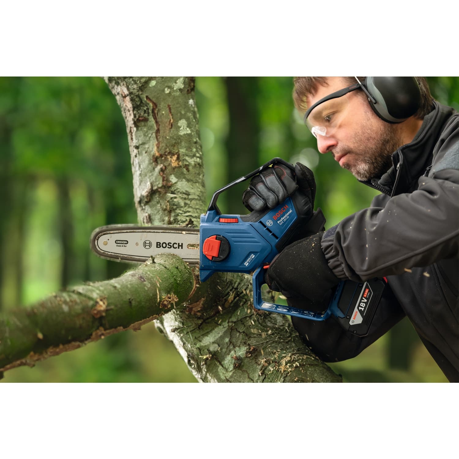 BOSCH เลื่อยโซ่ 8นิ้ว ไร้สาย18V รุ่น GKE18V-20 (เฉพาะเครื่อง) 7