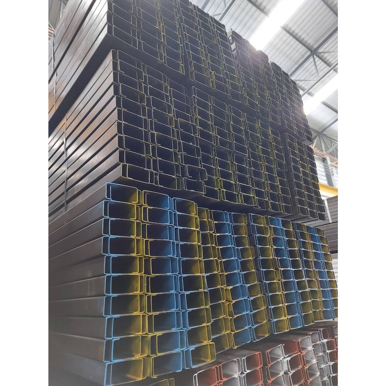 เหล็กตัวซีมีขอบ มอก. ขนาด 200 x 75 x 20 x 2.3 มม. 3