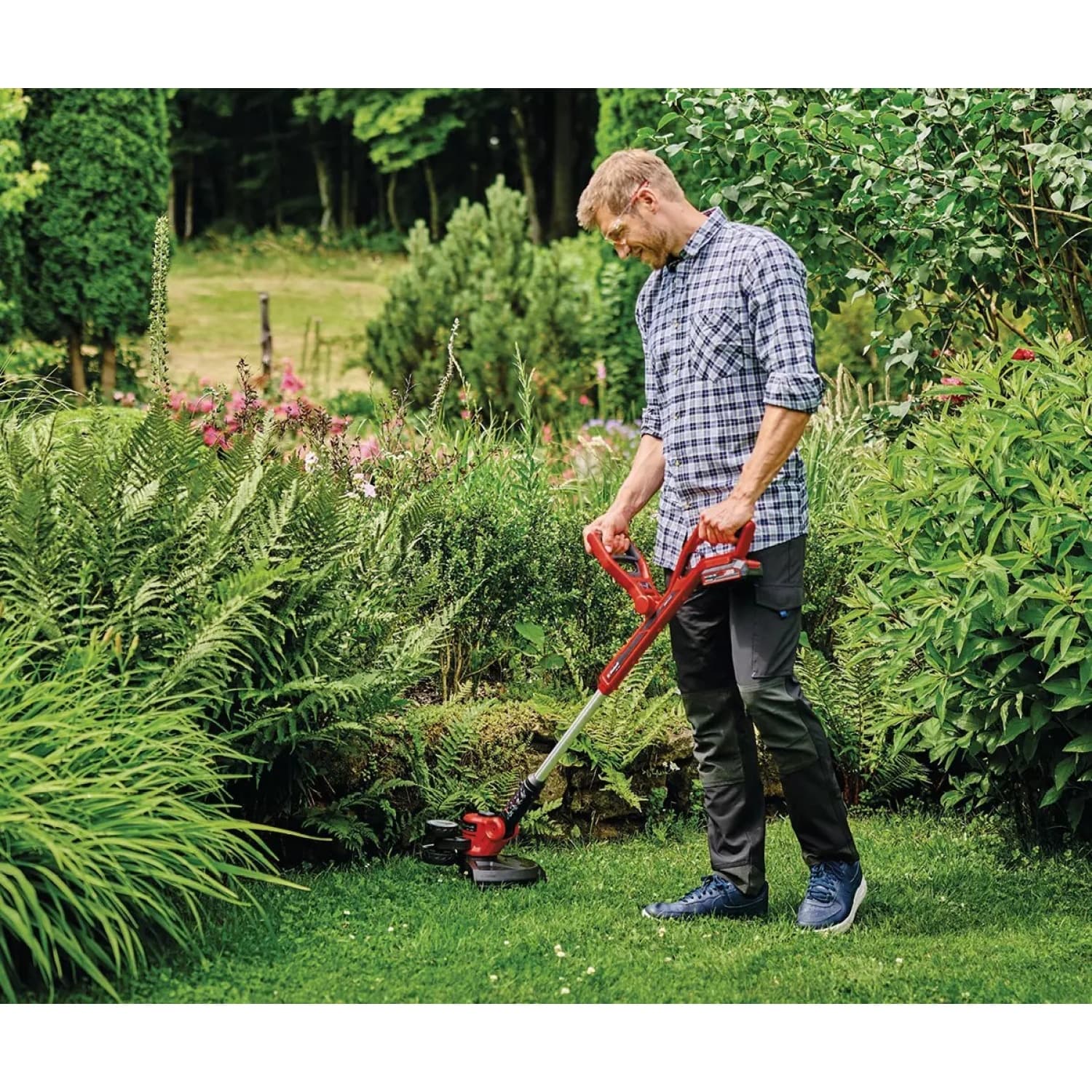 Einhell เครื่องเล็มหญ้าไร้สาย ขนาด 18V เส้นผ่าศูนย์กลางการตัด 30cm. รุ่น GE-CT 18/30 Li Solo 2